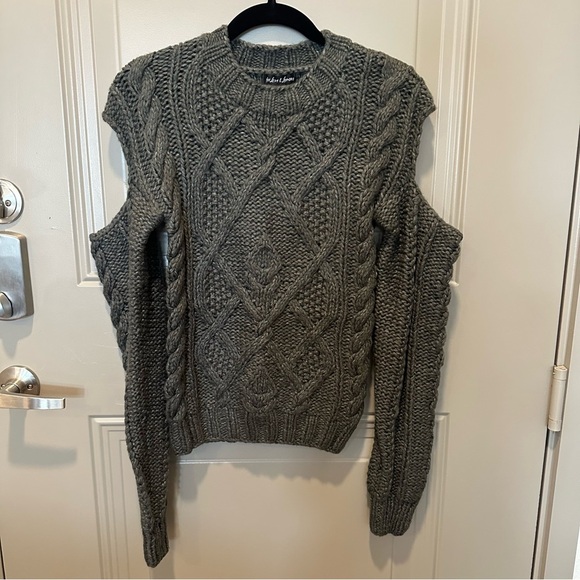 NWT For Love & Lemons Andie Cut Out Sweater Grey Size XS - Picture 2 of 4